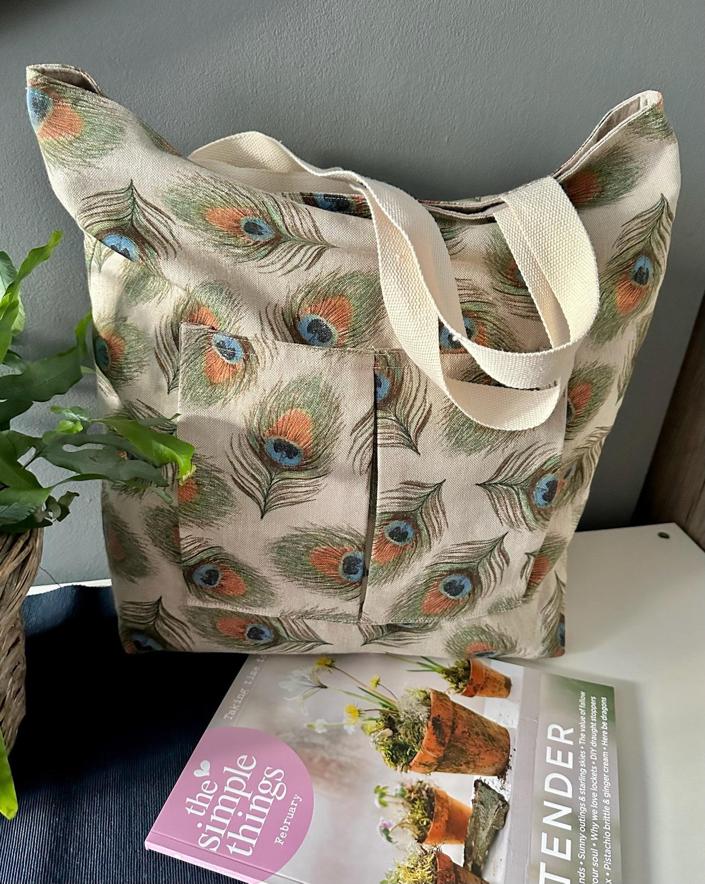 Handmade, reversible natural linen tote bag with 4 pockets "Peacock"